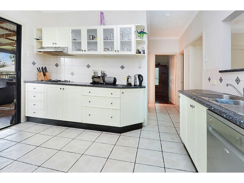 113-115 Railway Parade, Norman Park QLD 4170