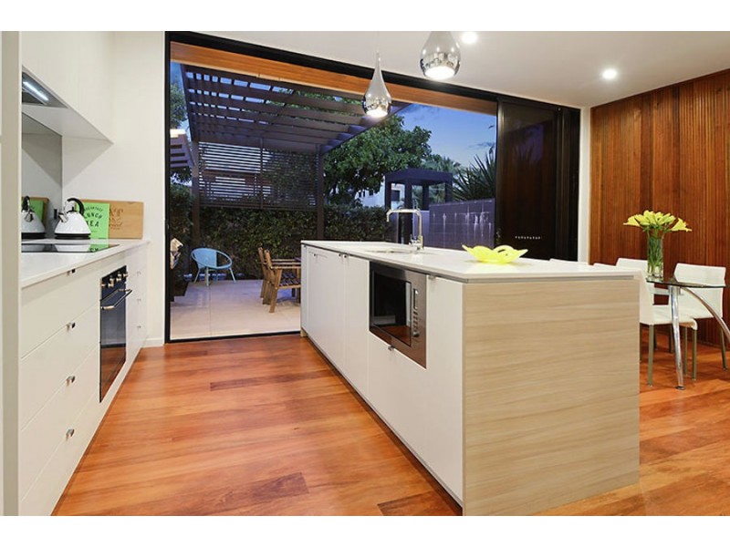 2 / 358 Hawthorne Rd, Hawthorne QLD 4171