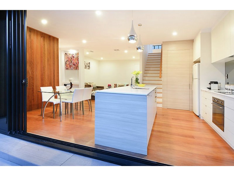 2 / 358 Hawthorne Rd, Hawthorne QLD 4171