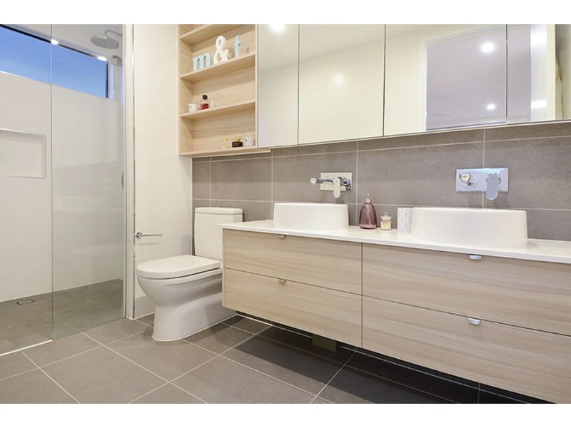 2 / 358 Hawthorne Rd, Hawthorne QLD 4171