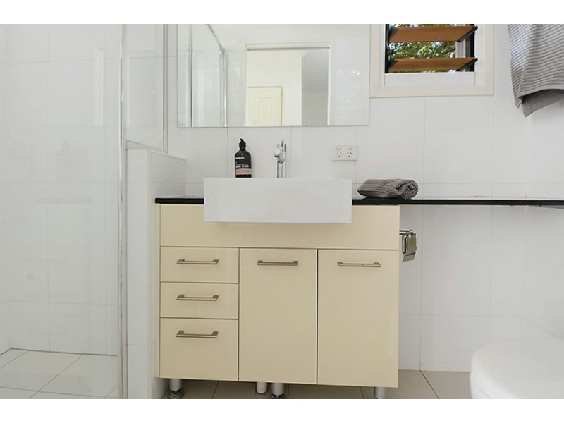 4 / 925 Stanley Street East, East Brisbane QLD 4169