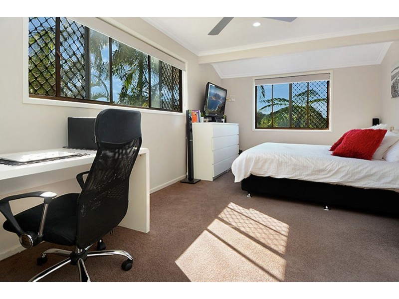 5 Russellia St, Mount Gravatt East QLD 4122