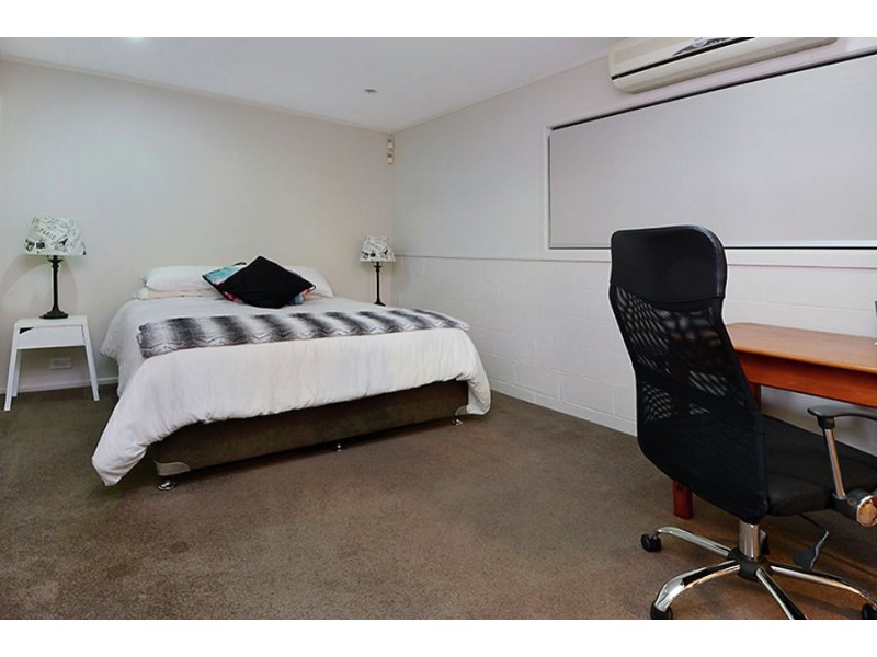 5 Russellia St, Mount Gravatt East QLD 4122