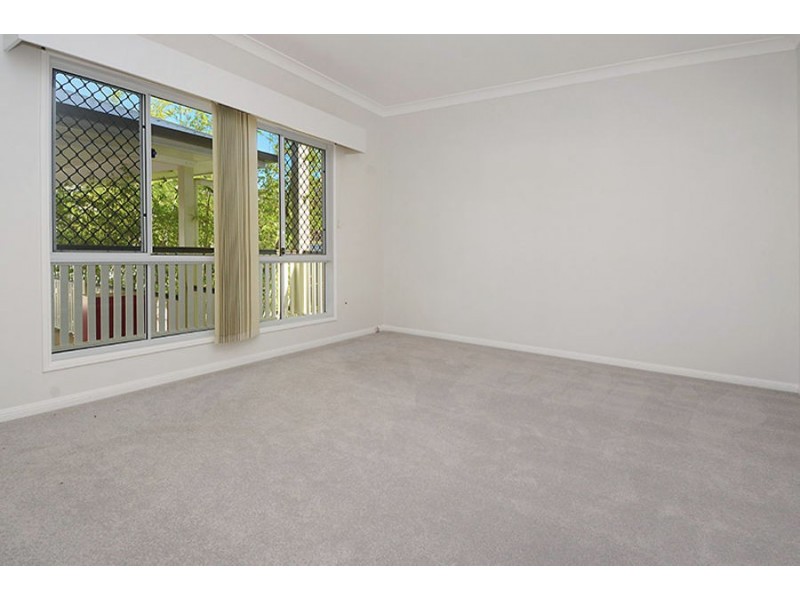 52 Wyena Street, Camp Hill QLD 4152