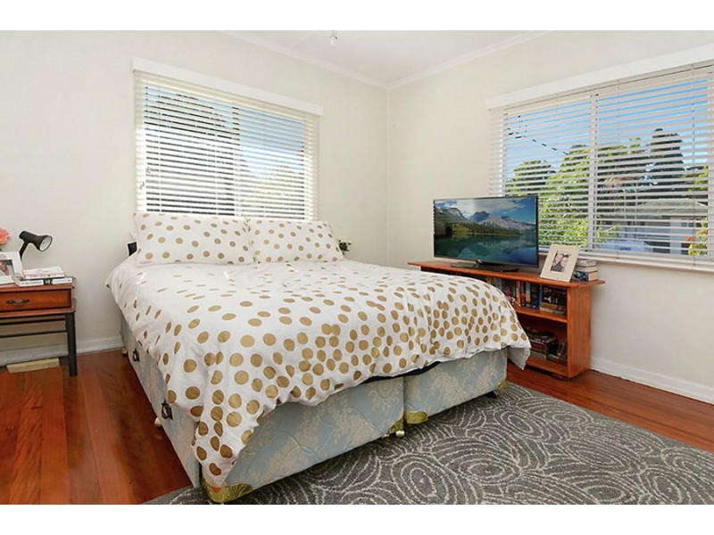 10 Hyslop St, Moorooka QLD 4105