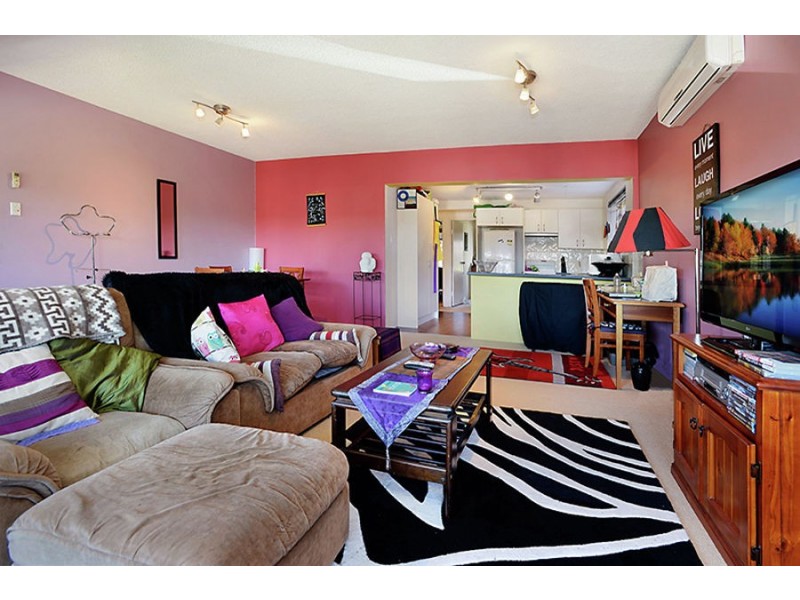 2/11 Raby Road, Coorparoo QLD 4151