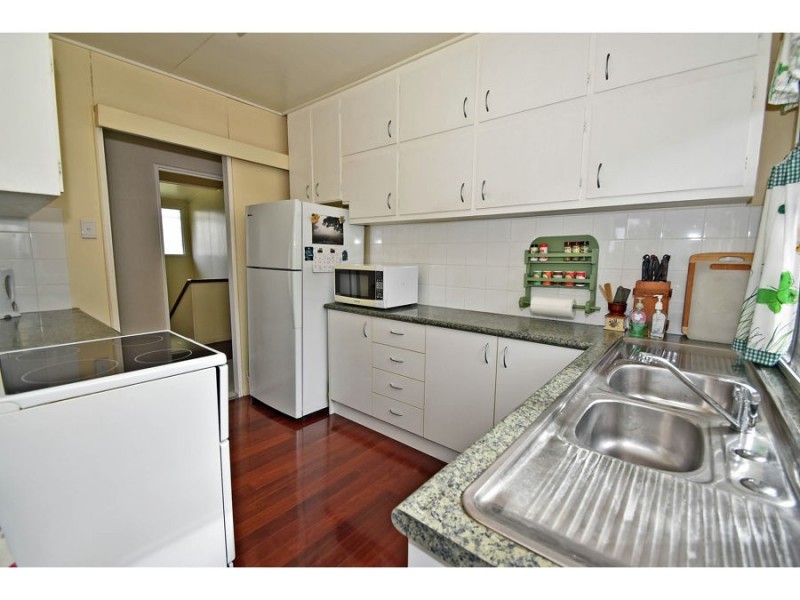 21 Curfew Street, Upper Mount Gravatt QLD 4122