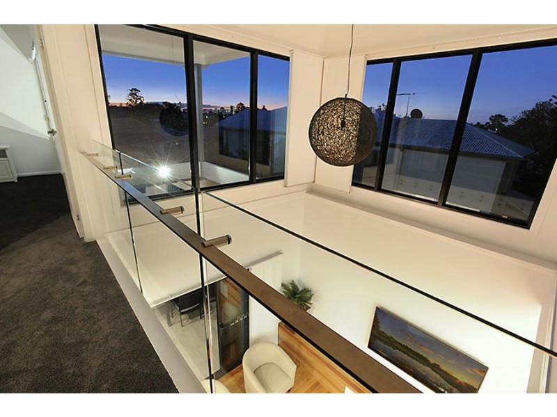 6 Illidge St, Coorparoo QLD 4151