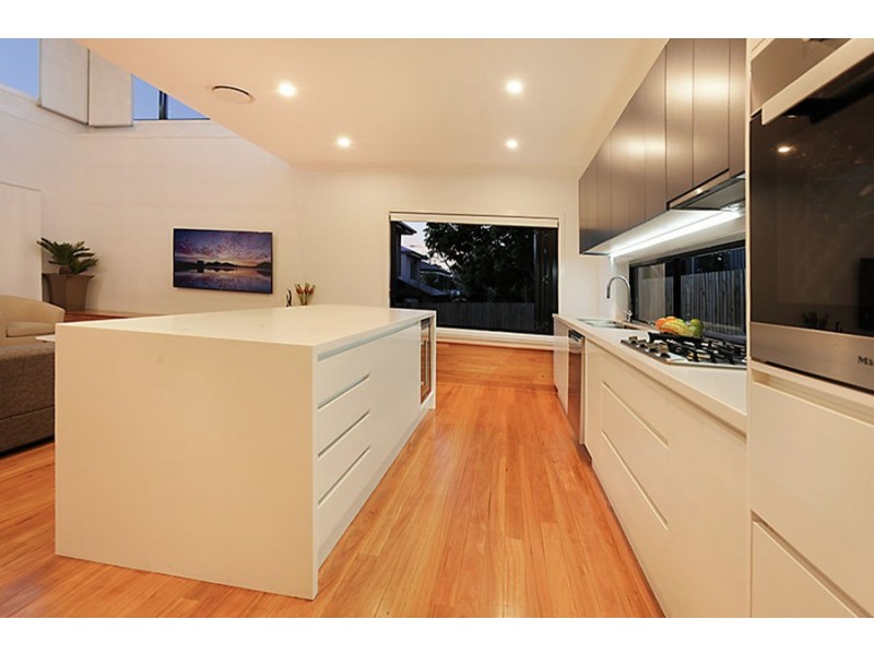 6 Illidge St, Coorparoo QLD 4151