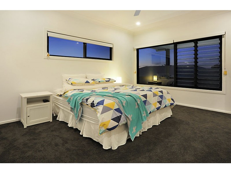 6 Illidge St, Coorparoo QLD 4151