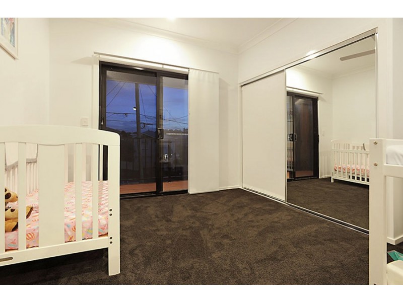 6 Illidge St, Coorparoo QLD 4151