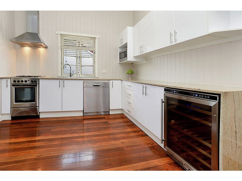 31 Emlyn Street, Coorparoo QLD 4151