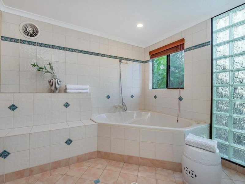 45 Prenzler St, Upper Mount Gravatt QLD 4122