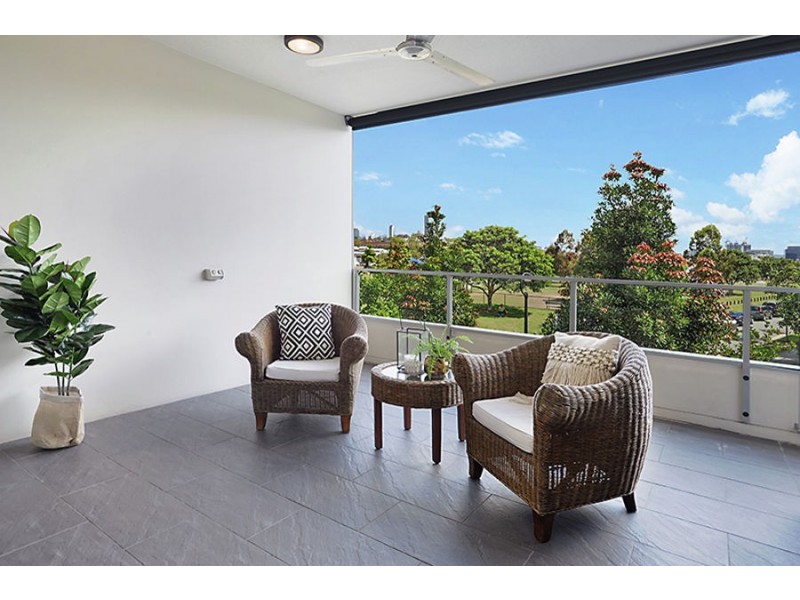 21/70 Love St, Bulimba QLD 4171