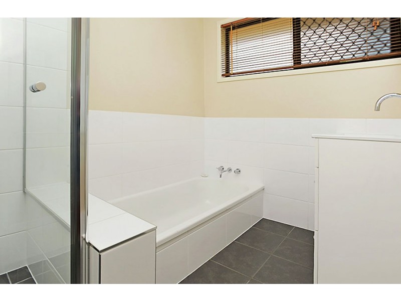 46 Teraglin Street, Manly West QLD 4179