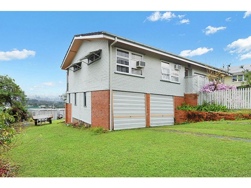 20 Dagmar St, Holland Park West QLD 4121