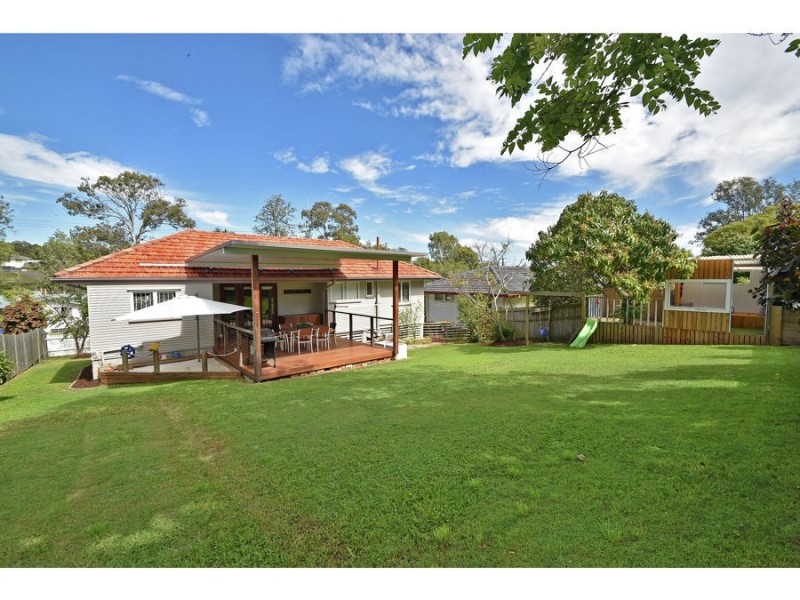 94 Clough Street, Mount Gravatt QLD 4122