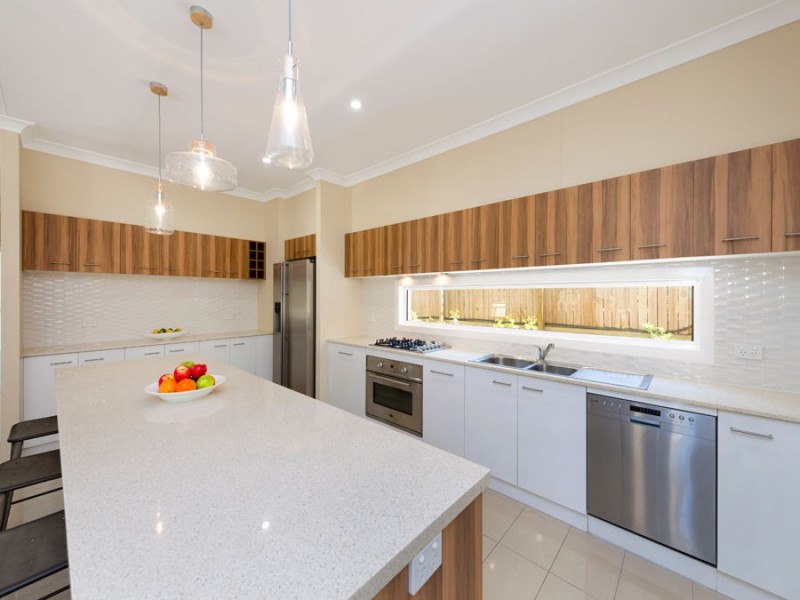43 St Leonards Street, Coorparoo QLD 4151