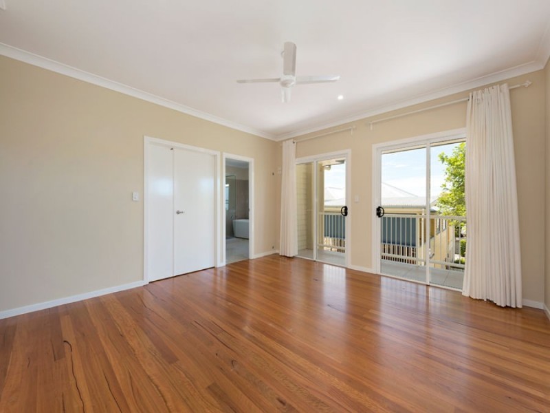 43 St Leonards Street, Coorparoo QLD 4151