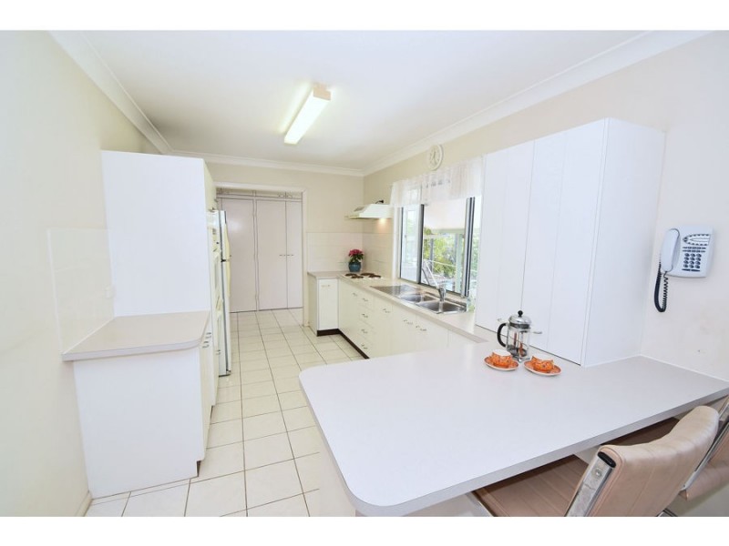 1 Boambillee Street, Mount Gravatt East QLD 4122