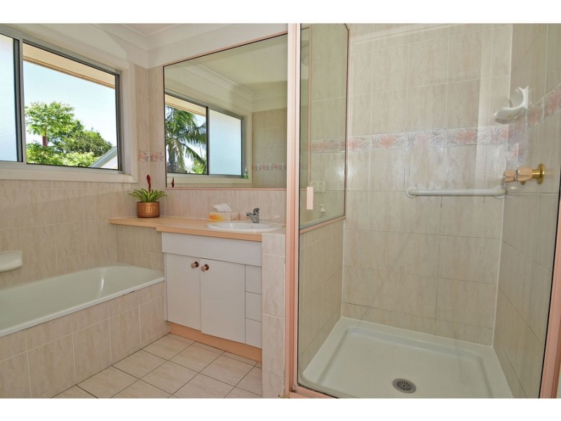 1 Boambillee Street, Mount Gravatt East QLD 4122