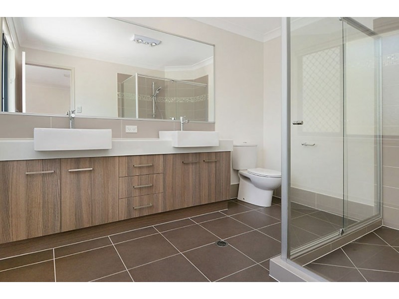 54 Wyena Street, Camp Hill QLD 4152