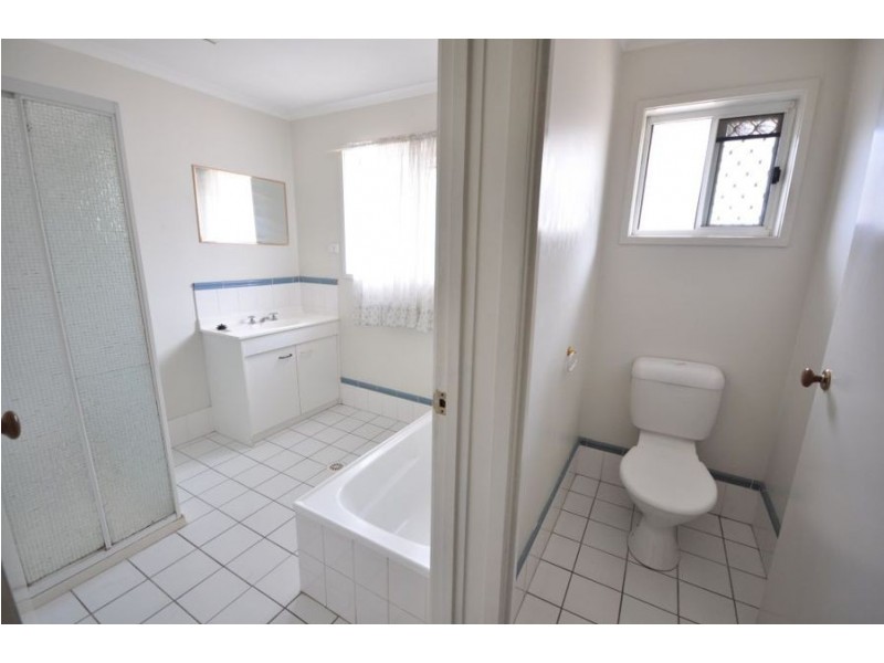 102 Collingwood Road, Birkdale QLD 4159