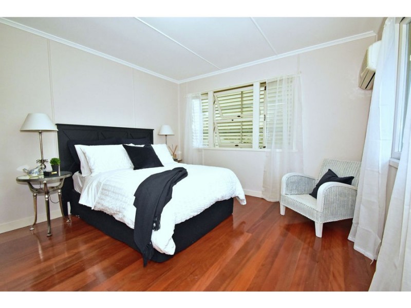 33 Hathway Street, Mount Gravatt East QLD 4122
