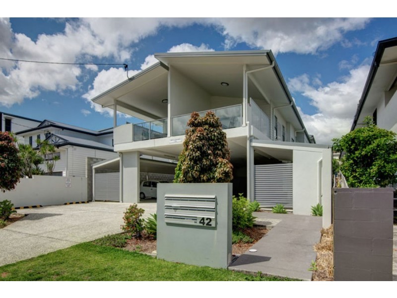 2 / 42 Latimer Street, Holland Park QLD 4121