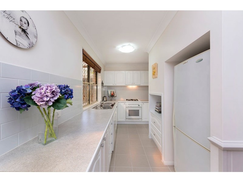 2/68 Plimsoll Street, Greenslopes QLD 4120