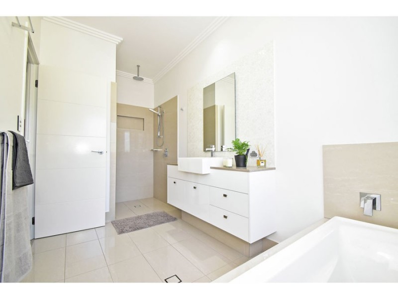 32 Verbena Street, Mount Gravatt QLD 4122