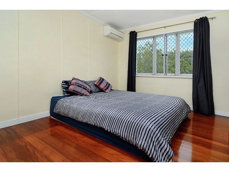 33 Dowrie St, Upper Mount Gravatt QLD 4122