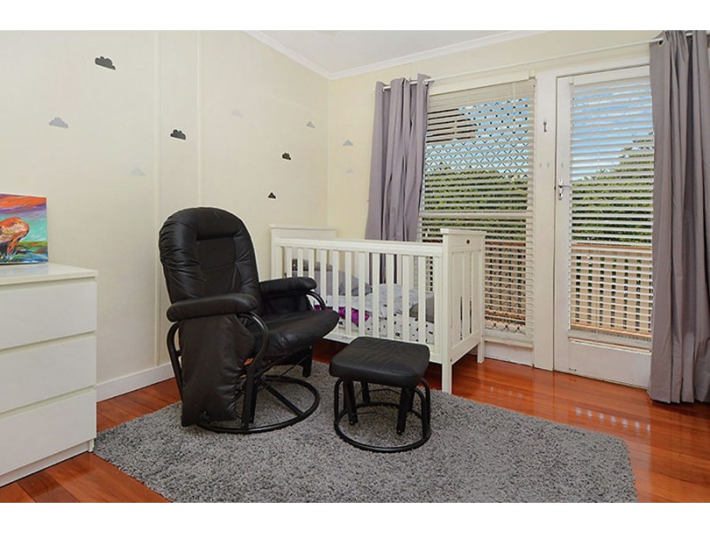 33 Dowrie St, Upper Mount Gravatt QLD 4122