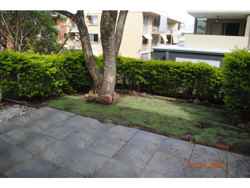 4 / 52 Rutland Street, Coorparoo QLD 4151