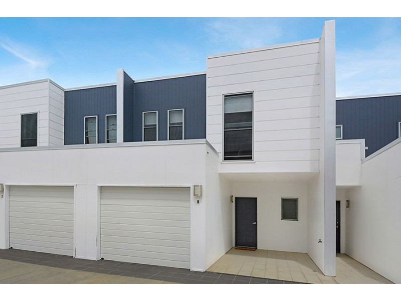 8 101 Jones Rd, Carina Heights QLD 4152