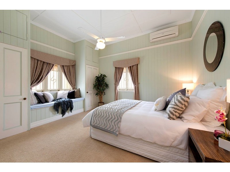 29 Skirving Street, Morningside QLD 4170