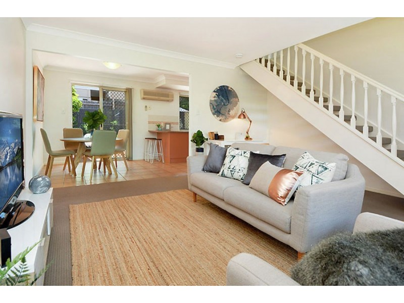 100 Rialto Street, Greenslopes QLD 4120