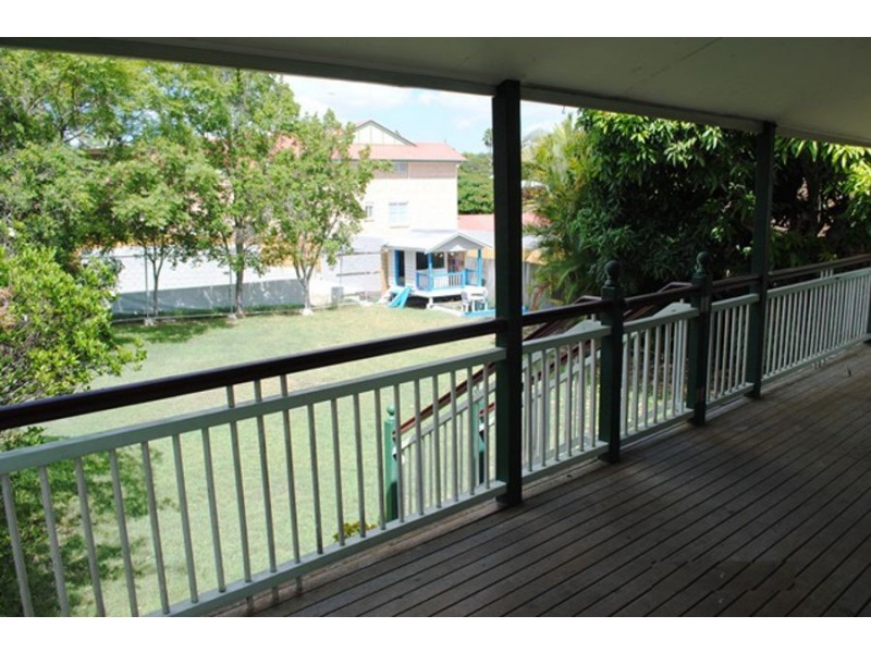 85 Leicester Street, Coorparoo QLD 4151