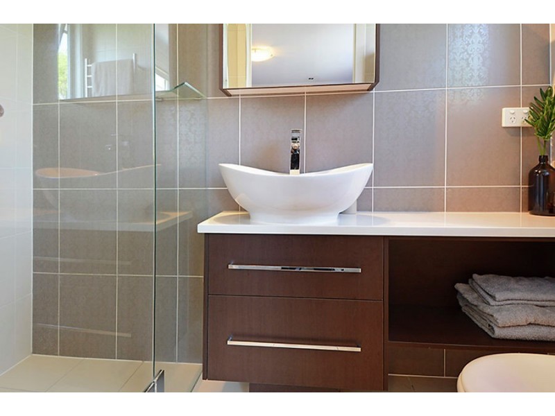 1 / 41 Weston Street, Coorparoo QLD 4151