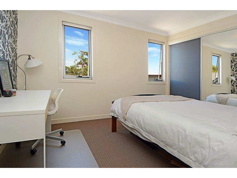 1 / 41 Weston Street, Coorparoo QLD 4151