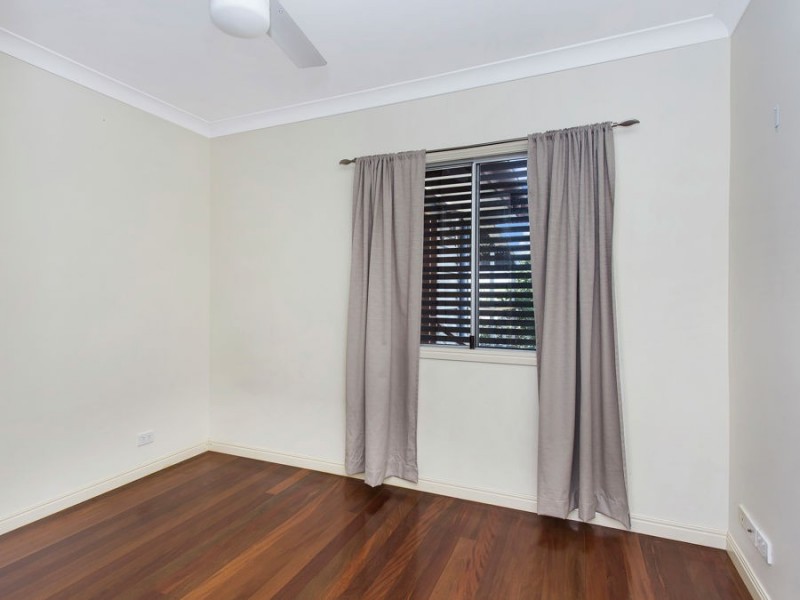 115 Nursery Road, Holland Park West QLD 4121