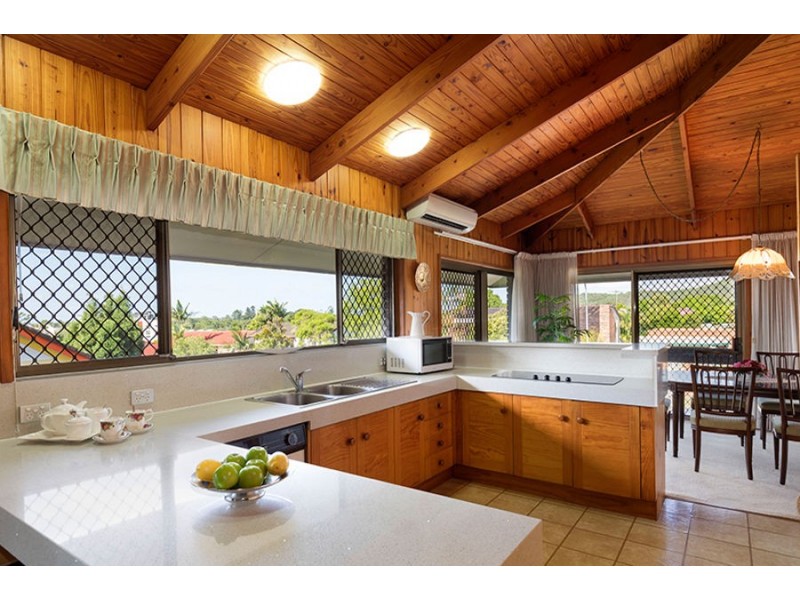 25 Aldford Street, Carindale QLD 4152