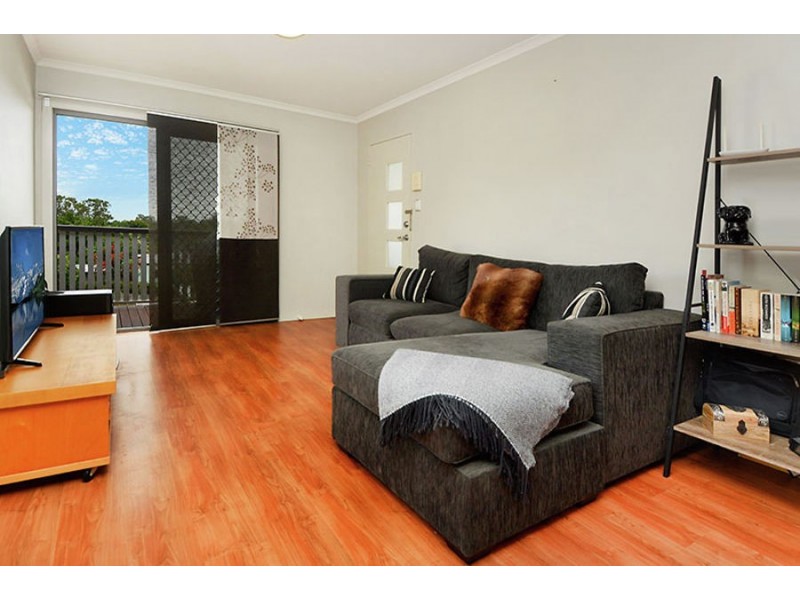 4 / 96 Windmill Street, Tarragindi QLD 4121