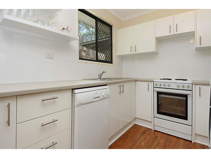 20 Lant Street, Chapel Hill QLD 4069