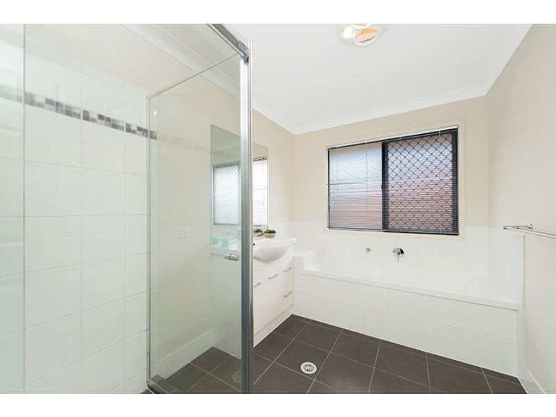 3 York Street, Morningside QLD 4170