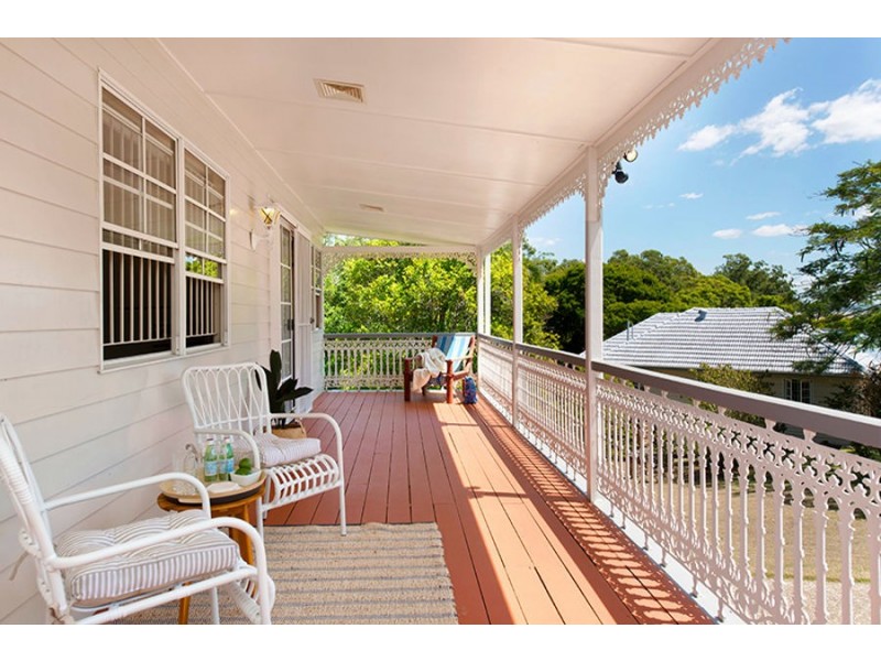 60 Octantis Street, Coorparoo QLD 4151