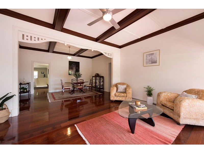 60 Octantis Street, Coorparoo QLD 4151