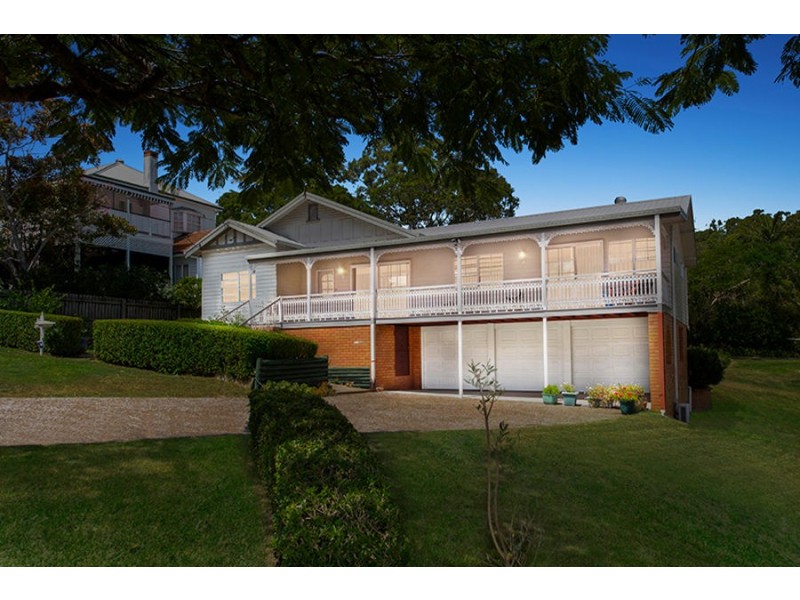 60 Octantis Street, Coorparoo QLD 4151