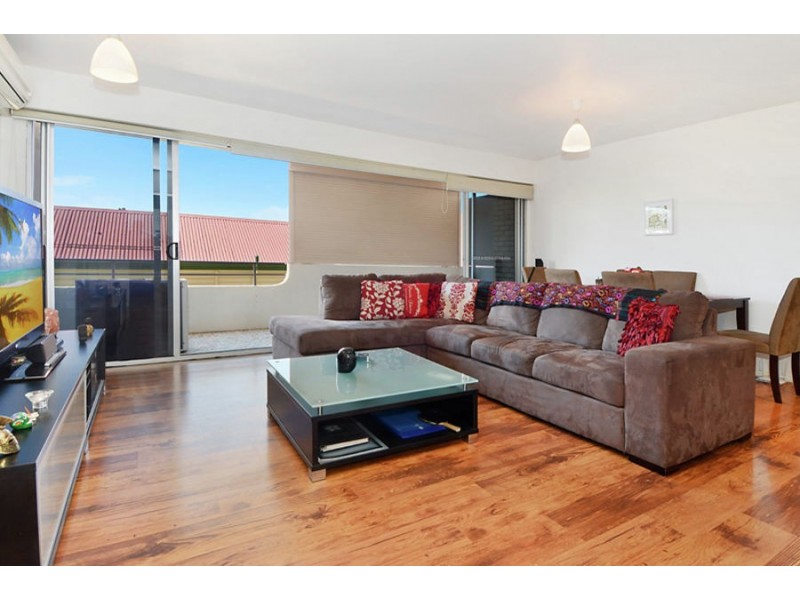 3/5 Burt St, Auchenflower QLD 4066