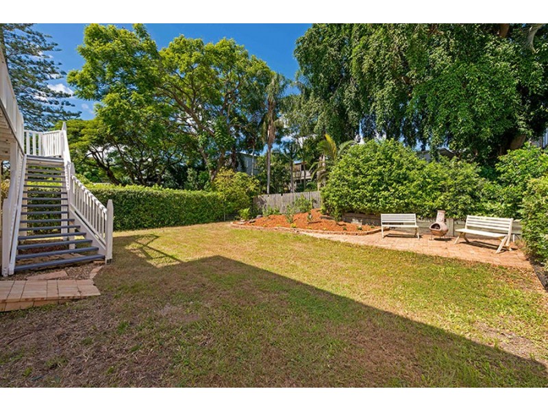 28 Latimer Street, Holland Park QLD 4121